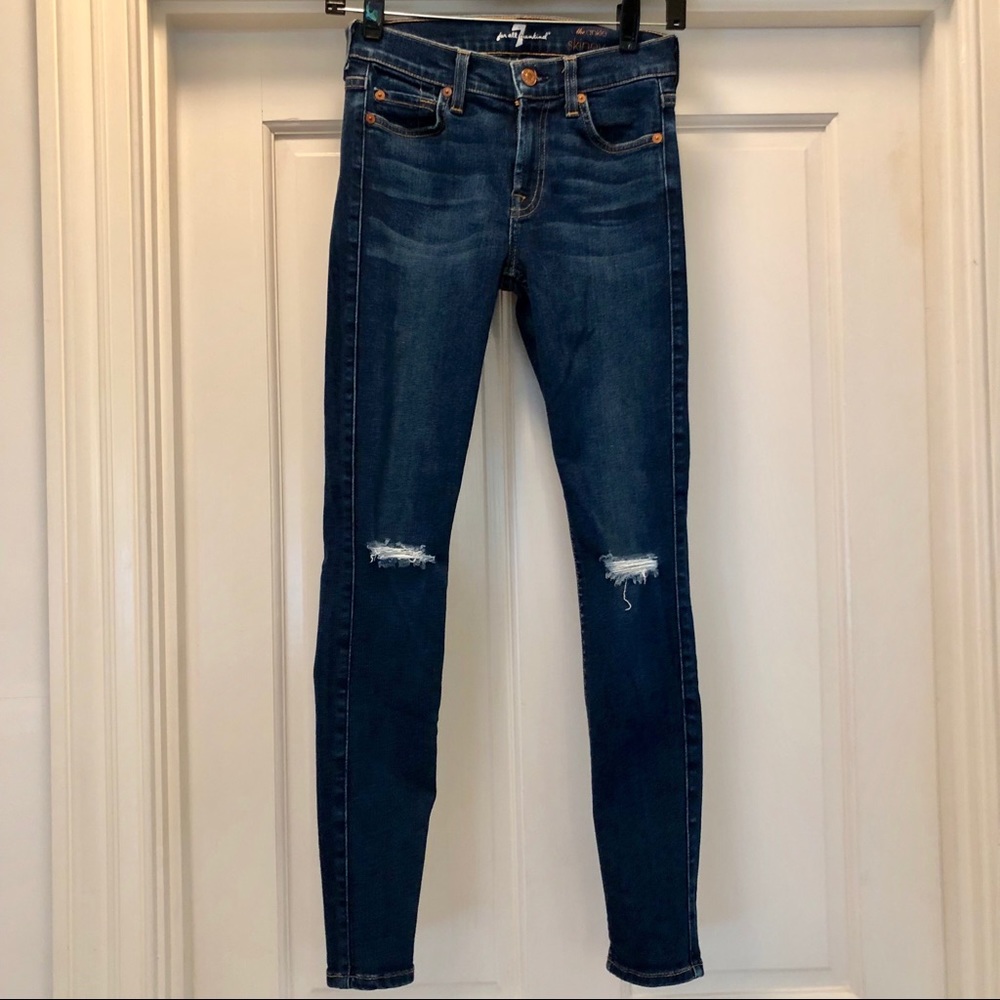 7FAM The Ankle Skinny, Size 24 w/ Distressing